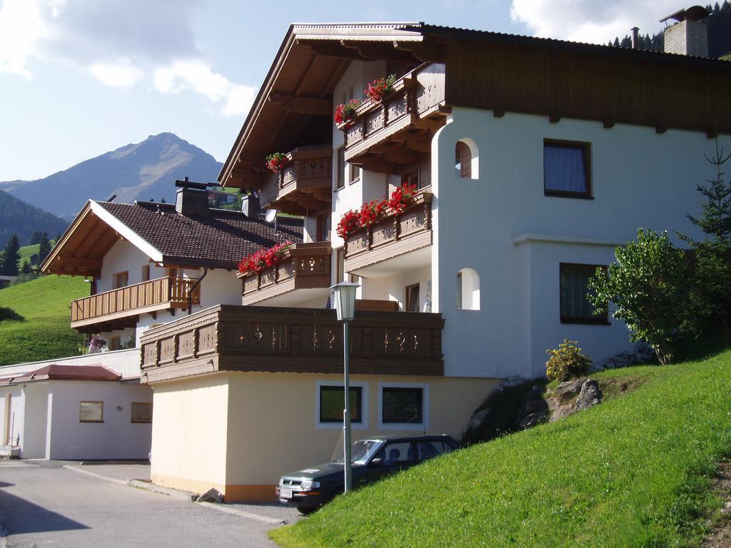 Appartamento Haus Dristner Tux Esterno foto